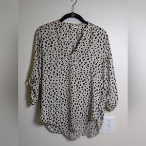 Lush Women's Cream Animal Print Blouse, 3/4 Sleeve w/Button Accent Size Small